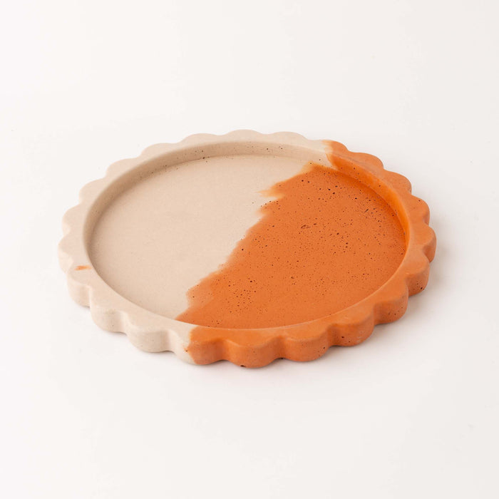 The Scallop Concrete Tray